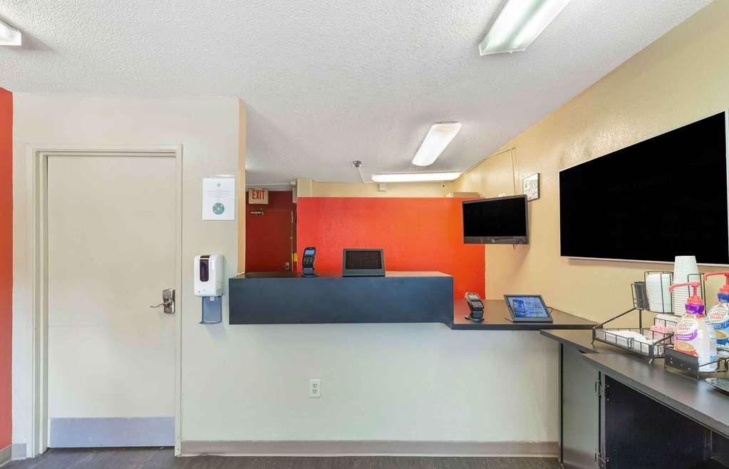 Extended Stay America Select Suites - Greensboro - Wendover Ave - Big Tree Way Dalaman gambar