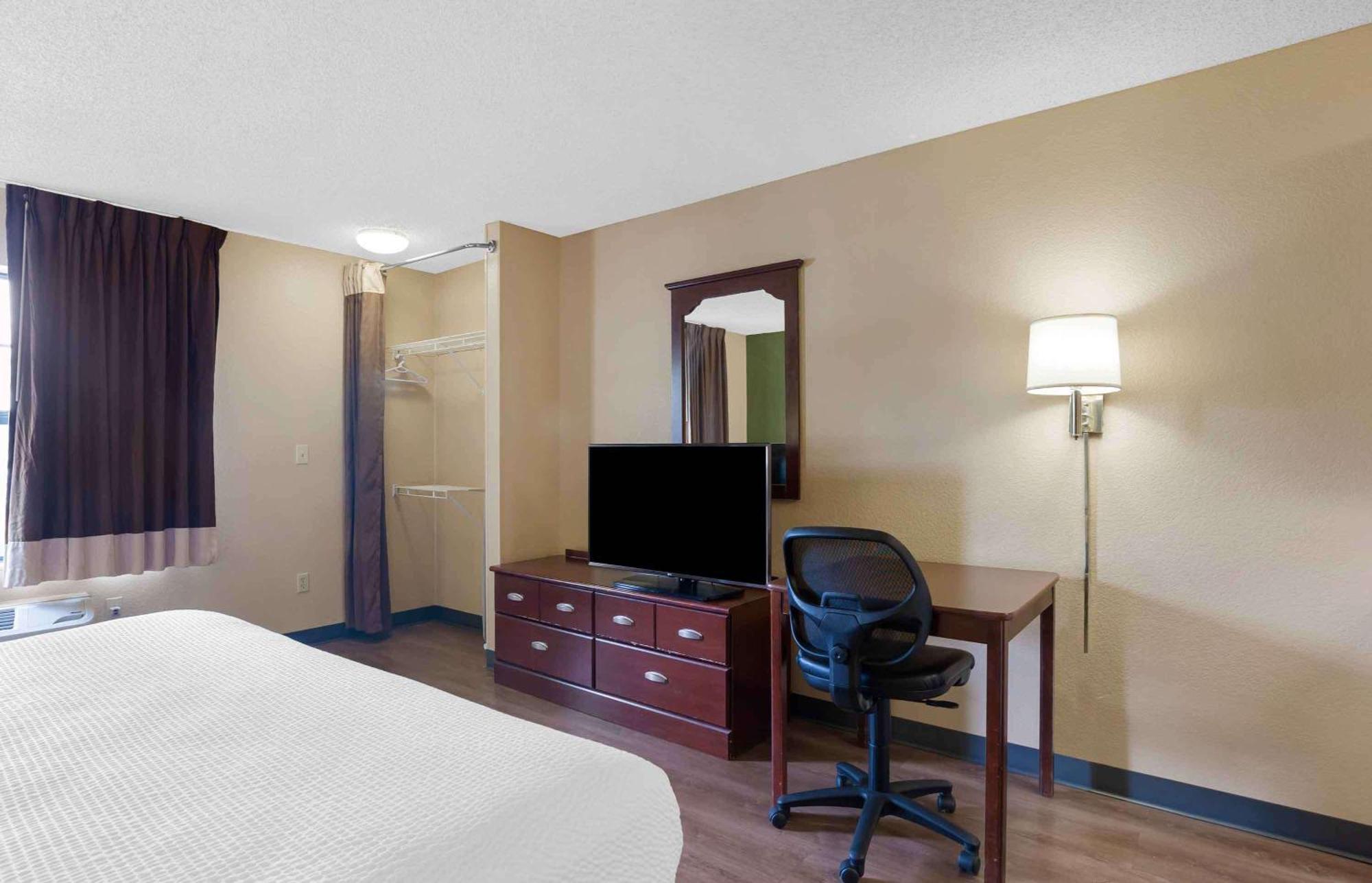 Extended Stay America Select Suites - Greensboro - Wendover Ave - Big Tree Way Luaran gambar