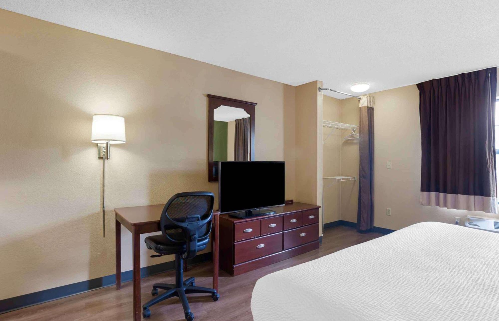 Extended Stay America Select Suites - Greensboro - Wendover Ave - Big Tree Way Luaran gambar