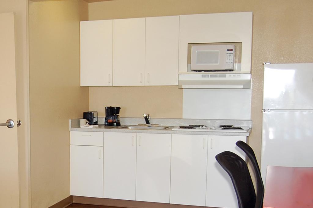 Extended Stay America Select Suites - Greensboro - Wendover Ave - Big Tree Way Luaran gambar