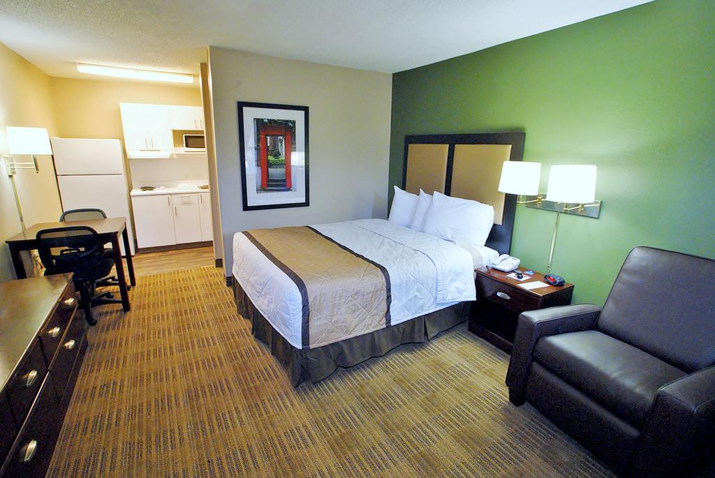 Extended Stay America Select Suites - Greensboro - Wendover Ave - Big Tree Way Luaran gambar